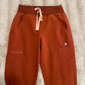 Figs Auburn Yola scrub bottoms